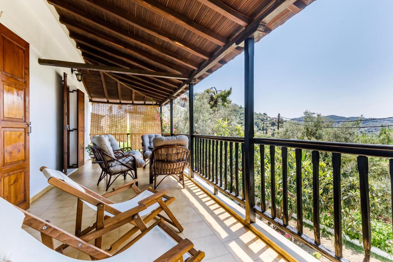 Ourania Apartment Skopelos Exterior foto