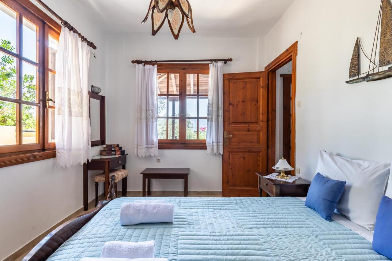 Ourania Apartment Skopelos Exterior foto