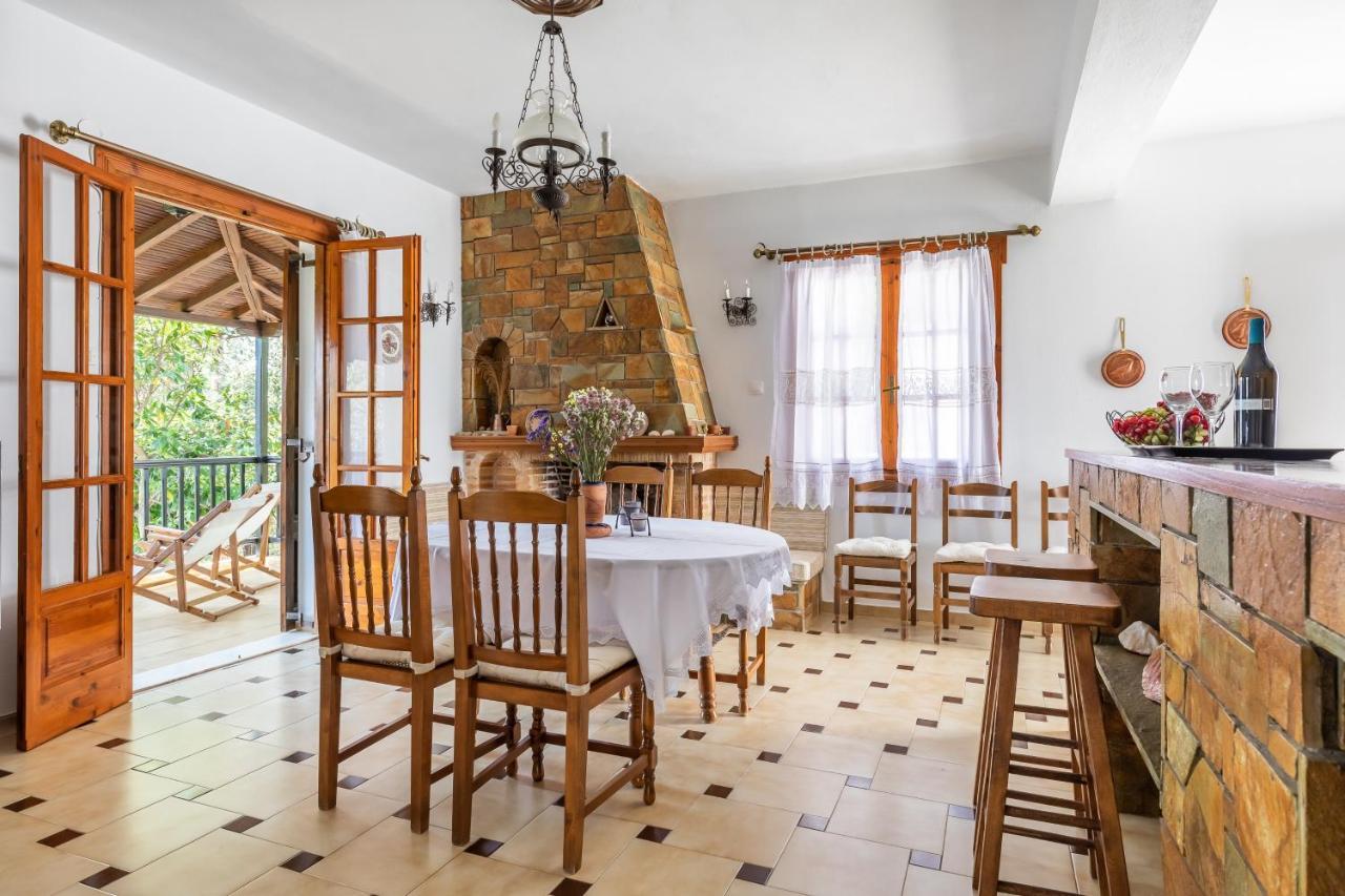 Ourania Apartment Skopelos Exterior foto